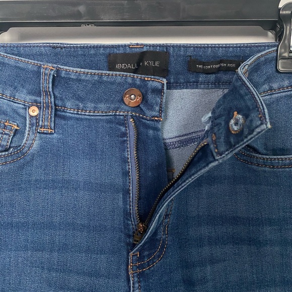 KENDALL & KYLIE The Kontour High Rise Jeans Size 5/27 - Picture 4 of 7